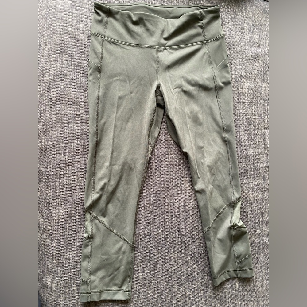 Lululemon Olive Green 3/4 leggings with zippered pocket, size 6